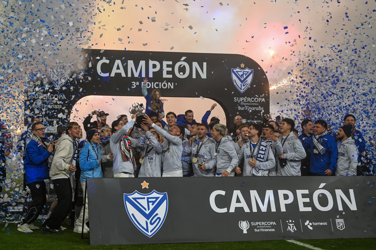 ¡Vélez campeón! El “Fortín” le ganó a Estudiantes y se quedó con la Supercopa Internacional