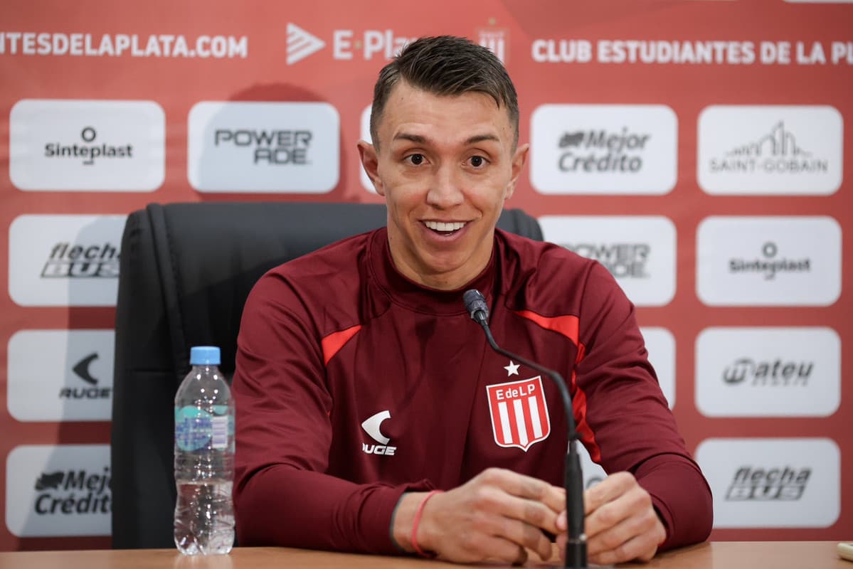 “Me encontré con un club muy organizado, estoy con muchas ganas de arrancar”, Fernando Muslera en su presentación con Estudiantes