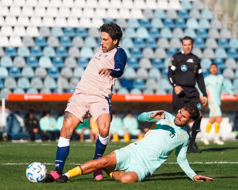 Gimnasia cerró la jornada del sábado con doble triunfo ante Aldosivi en el Bosque