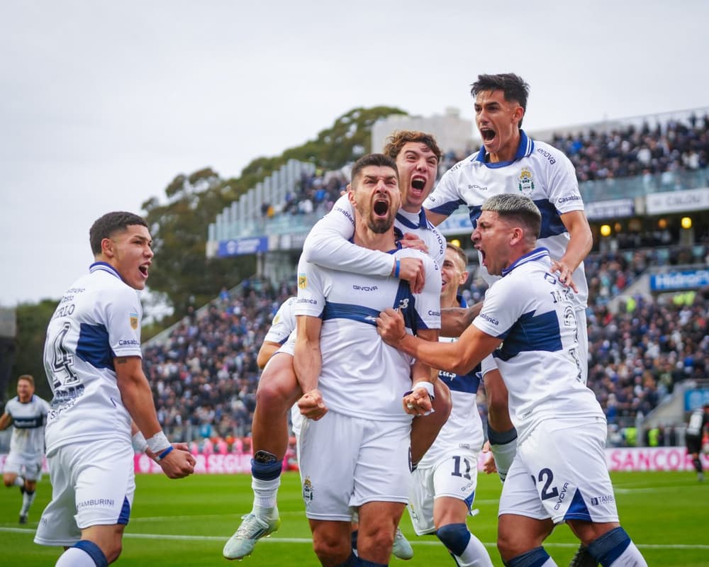 Gimnasia abre la fecha frente a Godoy Cruz en Mendoza con la ilusión de seguir sumando